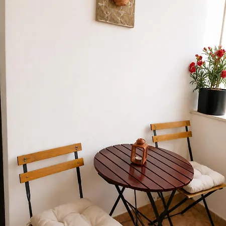 Mard Living Cozy 2br Near